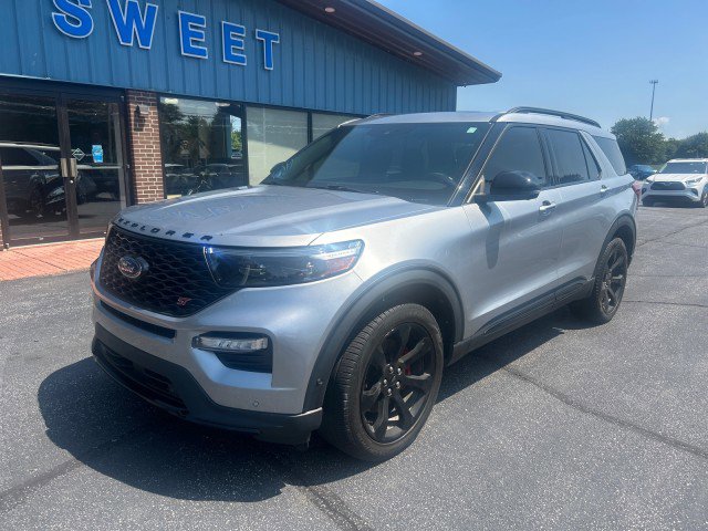 Used 2021 Ford Explorer ST w/ Equipment Group 401A image 2