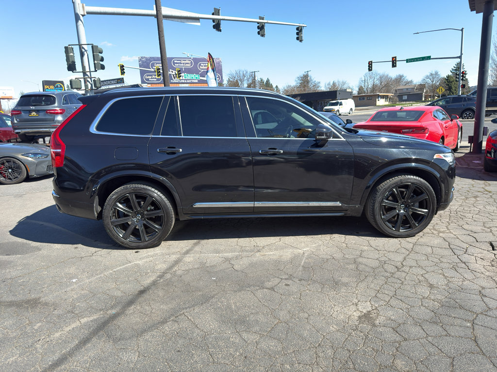 Used 2016 Volvo XC90 T6 Inscription w/ Vision Package image 10