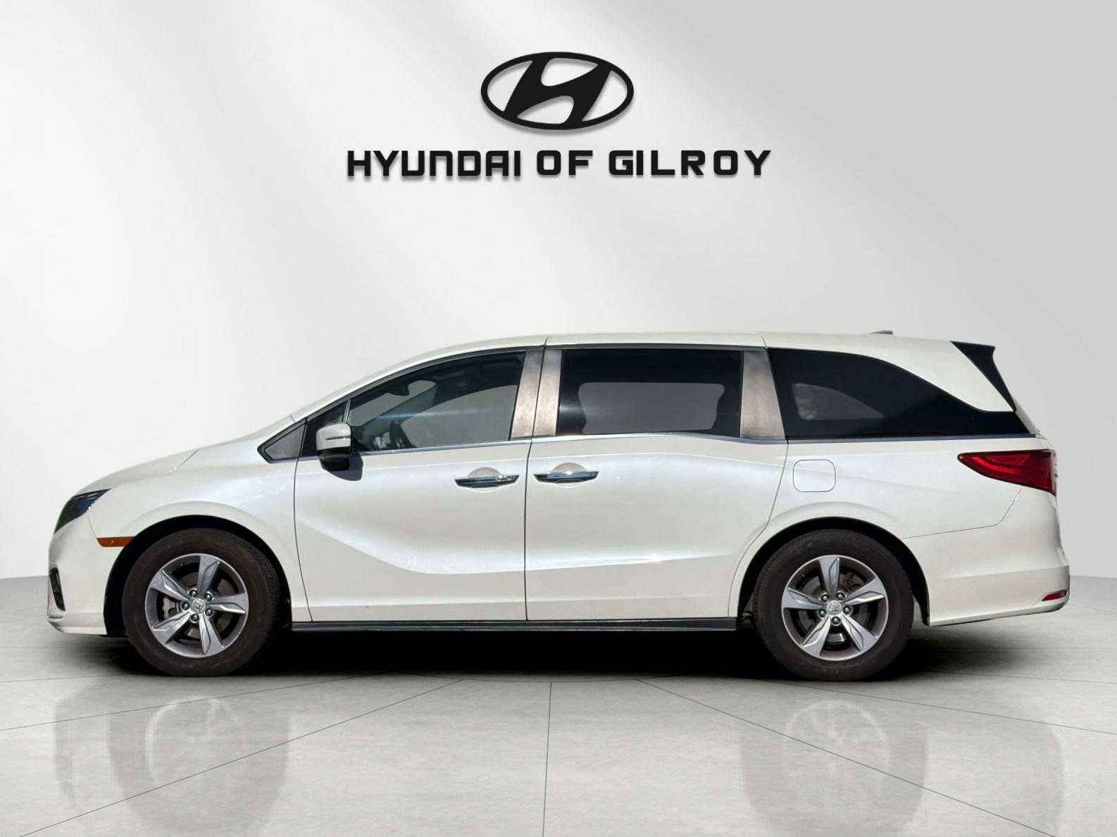 Used 2018 Honda Odyssey EX-L image 2