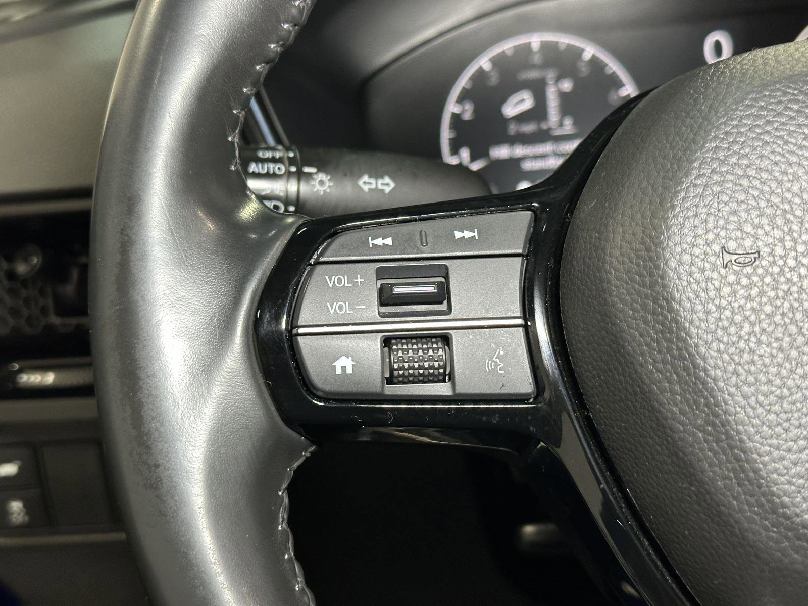 Used 2024 Honda CR-V EX-L image 24