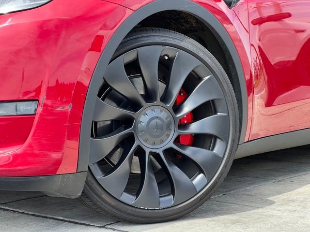 Used 2022 Tesla Model Y Performance AWD/4WD image 2