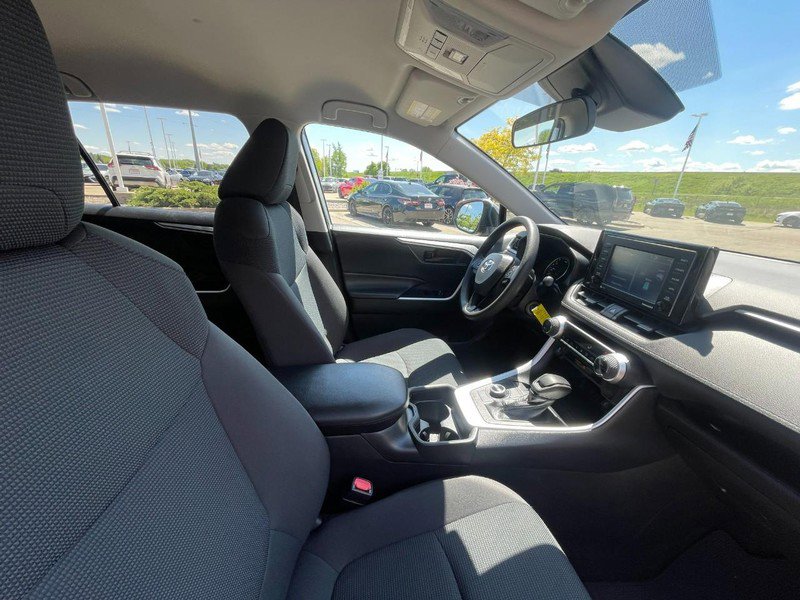 Used 2021 Toyota RAV4 LE w/ Carpet Mat Package (TMS) image 11
