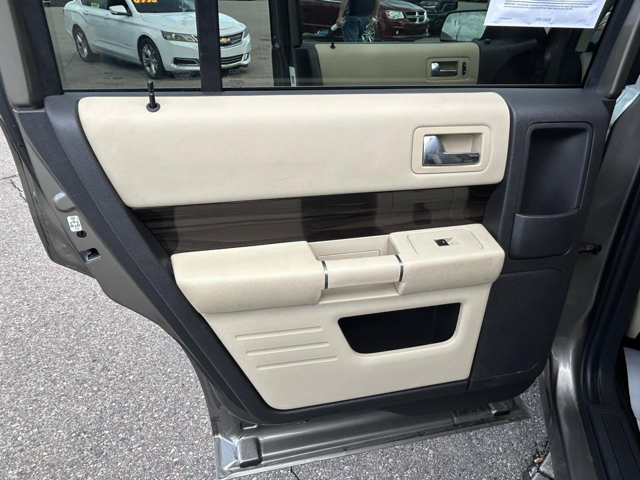 Used 2013 Ford Flex SEL FWD image 14