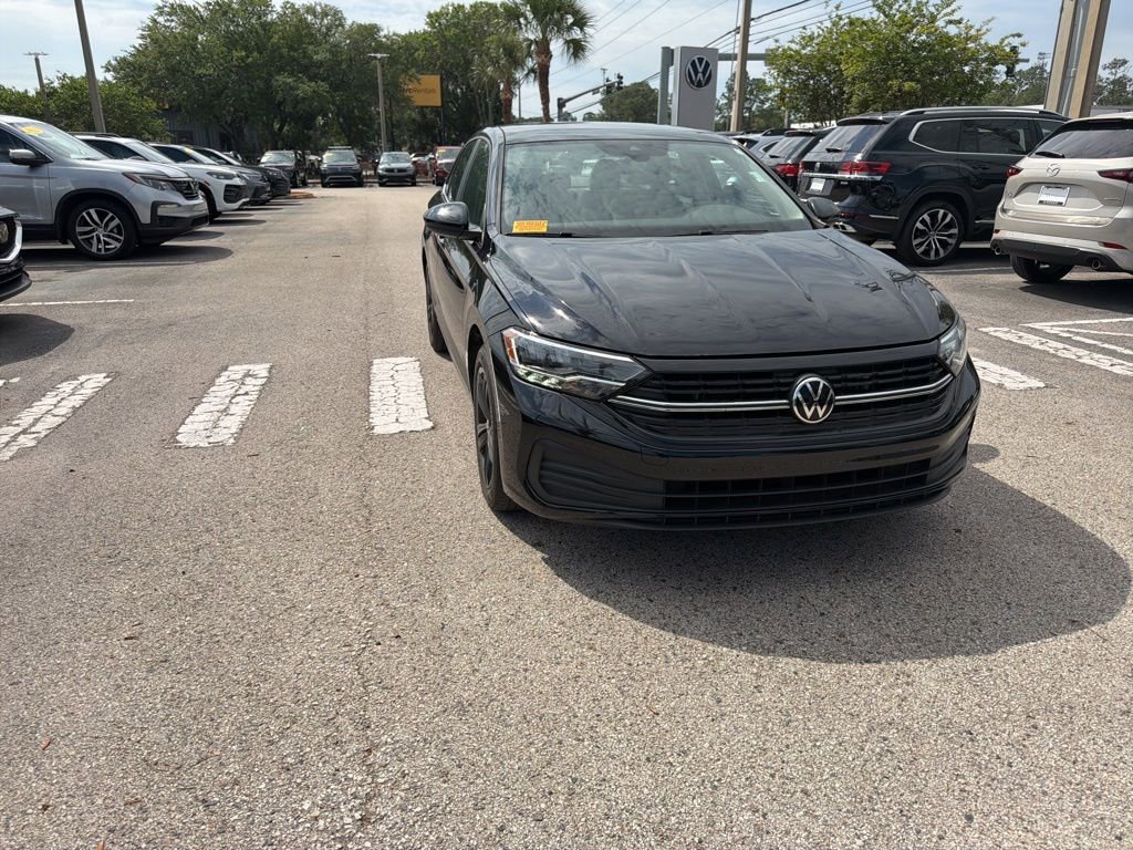 Used 2023 Volkswagen Jetta SE FWD image 26