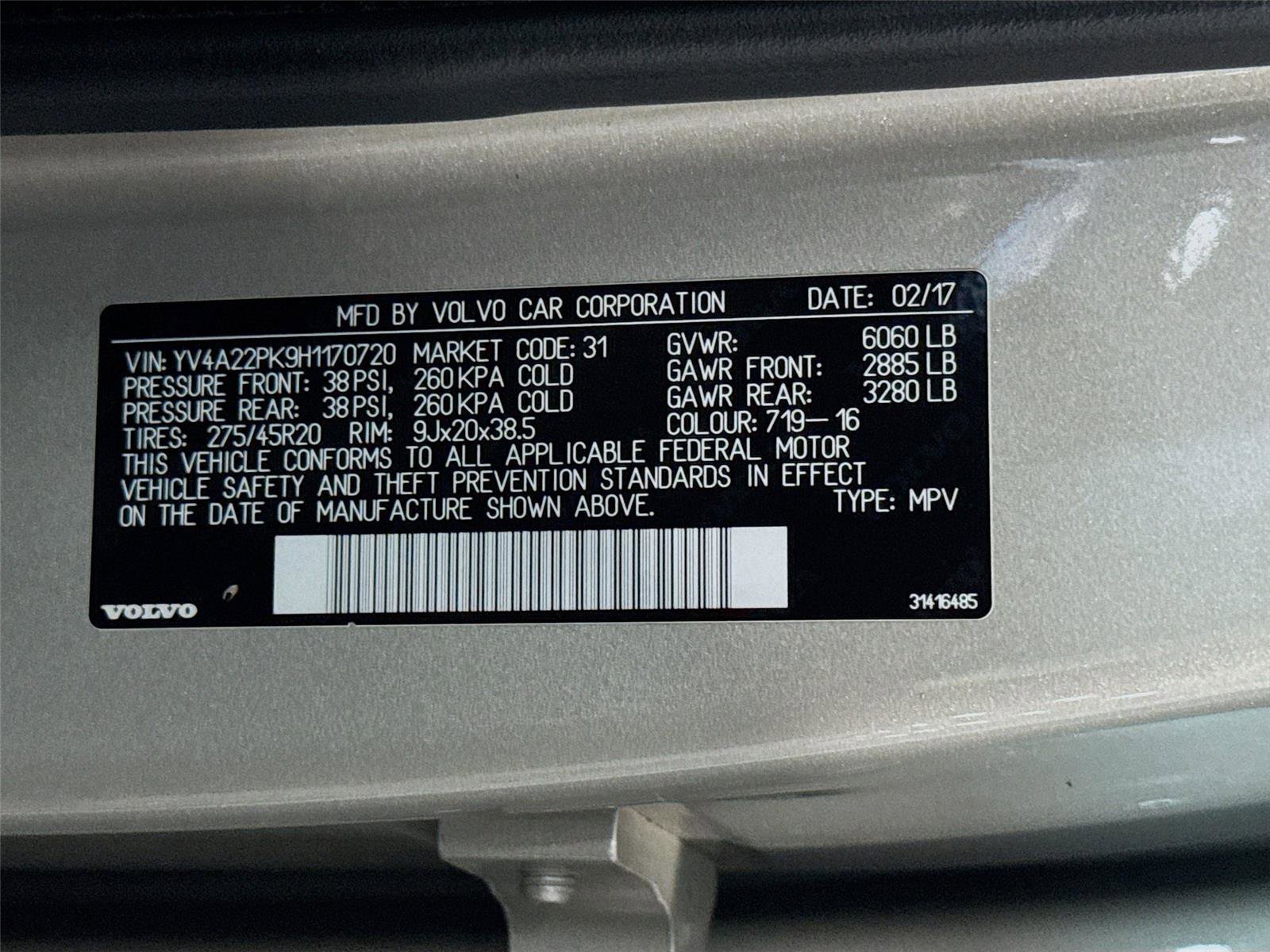 Used 2017 Volvo XC90 T6 Momentum w/ Vision Package image 37