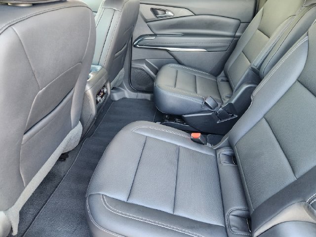 Used 2026 Chevrolet Traverse LT AWD/4WD image 30
