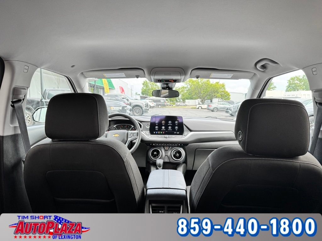 Used 2025 Chevrolet Blazer LT AWD/4WD image 41