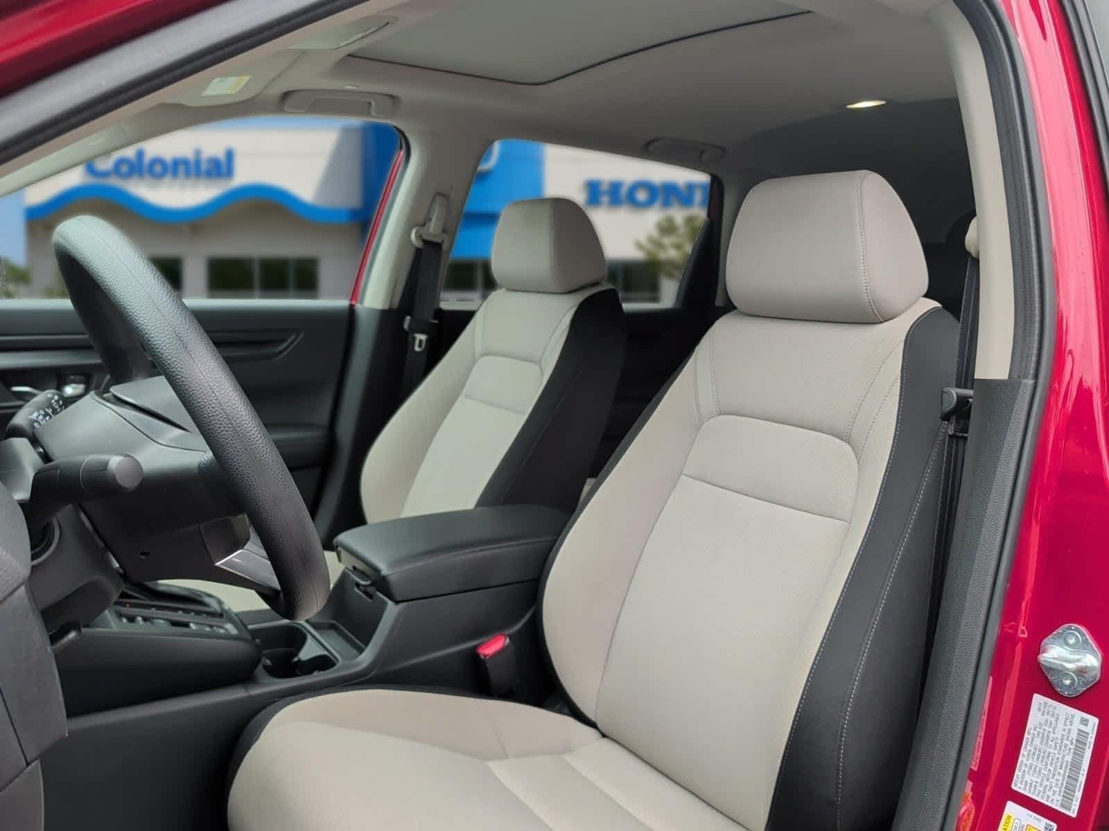Used 2025 Honda CR-V EX image 13