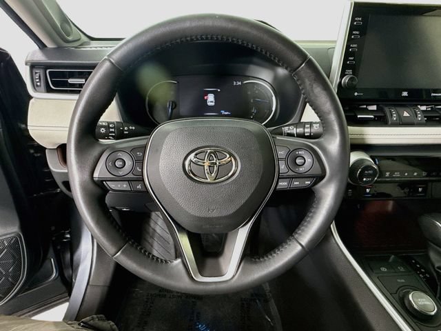 Certified 2022 Toyota RAV4 Limited w/ Limited Grade Weather Package AWD/4WD image 13