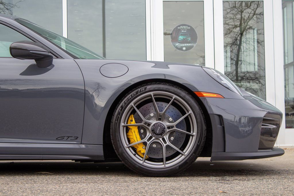 Used 2026 Porsche 911 GT3 image 5
