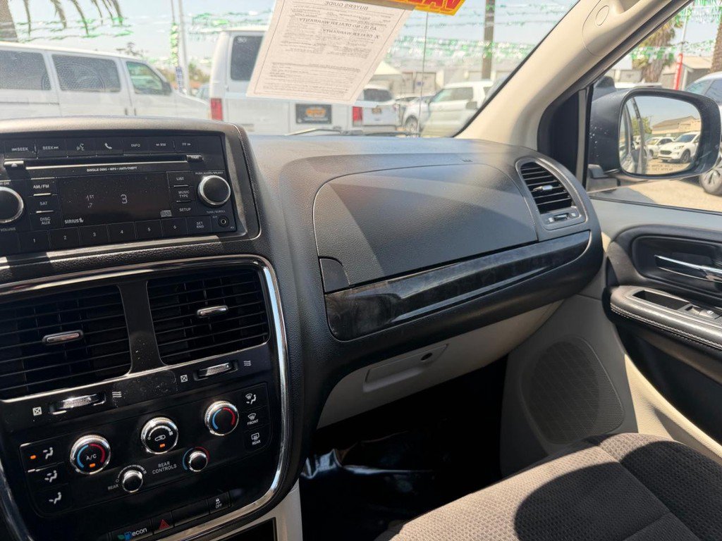 Used 2014 Dodge Grand Caravan SE w/ Quick Order Package 29E SE FWD image 26