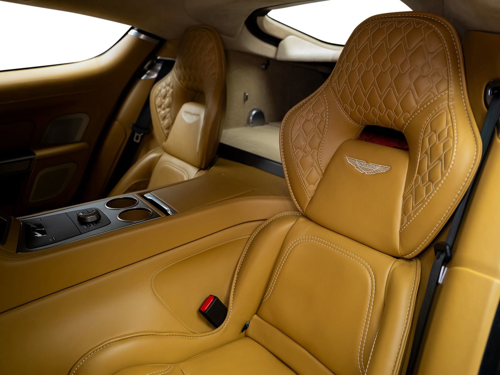 Used 2015 Aston Martin Rapide S RWD image 38