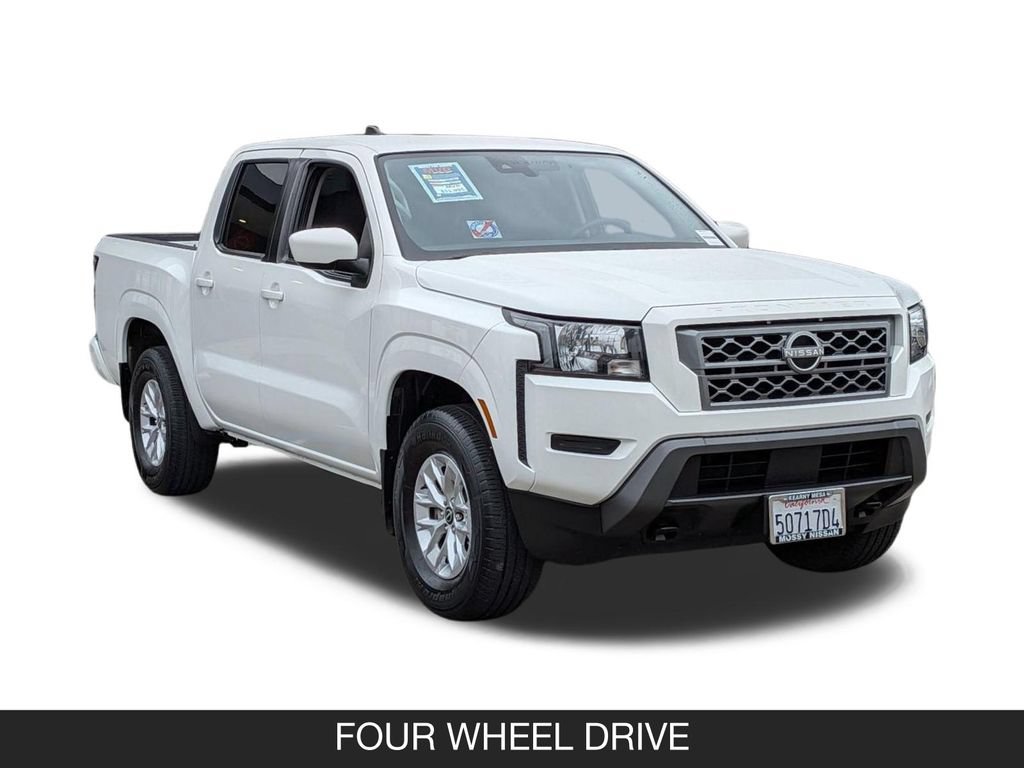 Used 2024 Nissan Frontier SV w/ Technology Package AWD/4WD image 2