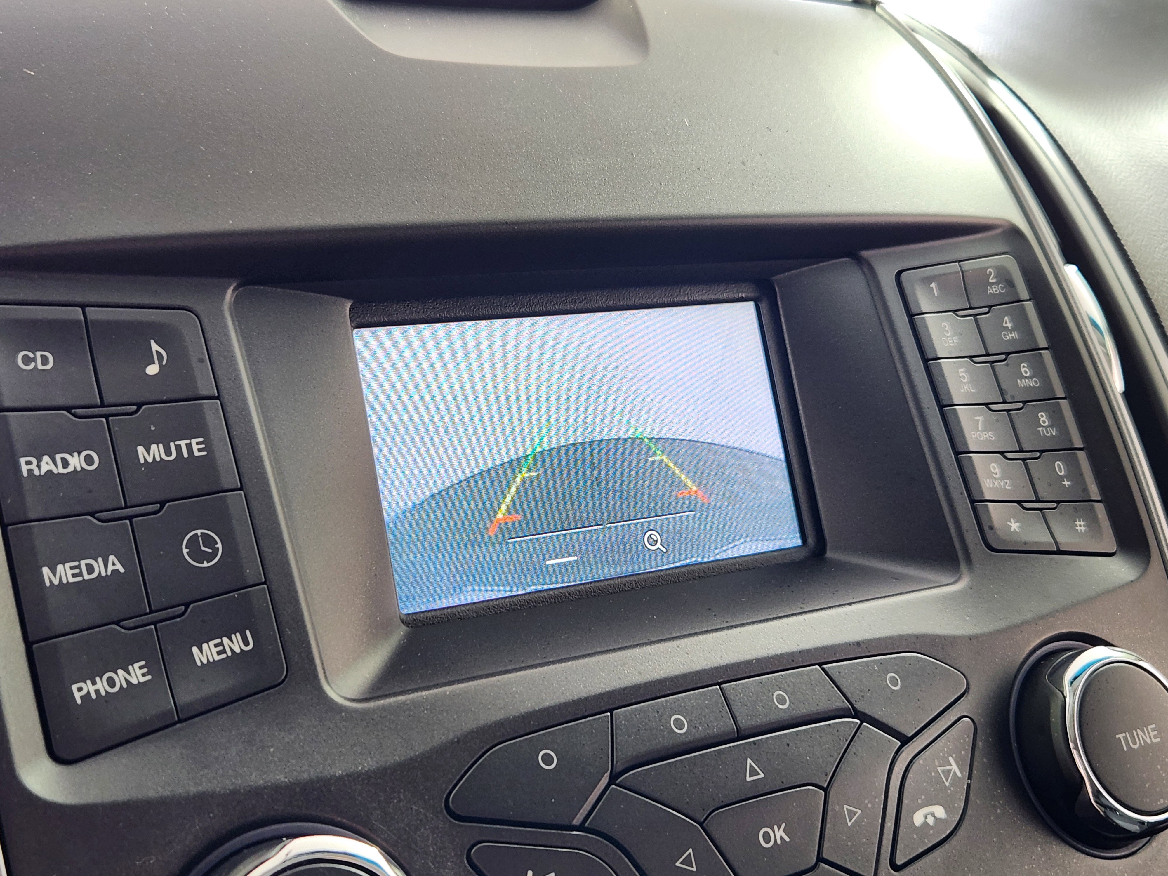 Used 2017 Ford Edge SE FWD image 22