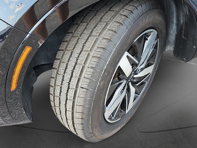 Used 2022 Kia Sorento S w/ Panoramic Sunroof Package FWD image 34