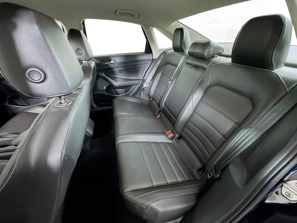 Used 2024 Volkswagen Jetta SE FWD image 23