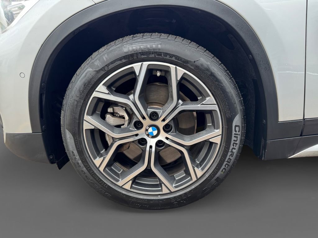 Used 2021 BMW X1 xDrive28i w/ Convenience Package image 16