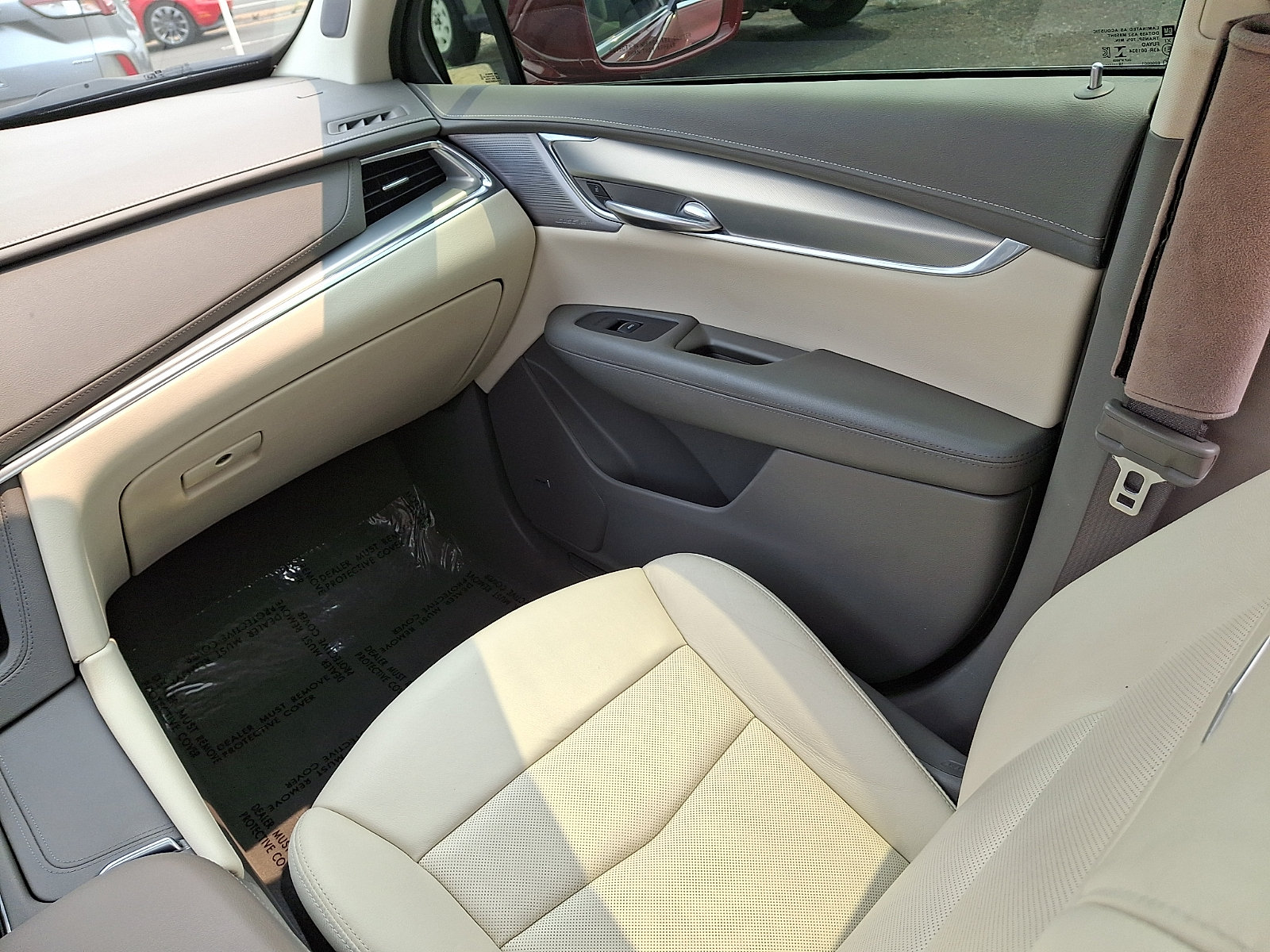 Used 2020 Cadillac XT5 Premium Luxury FWD image 12