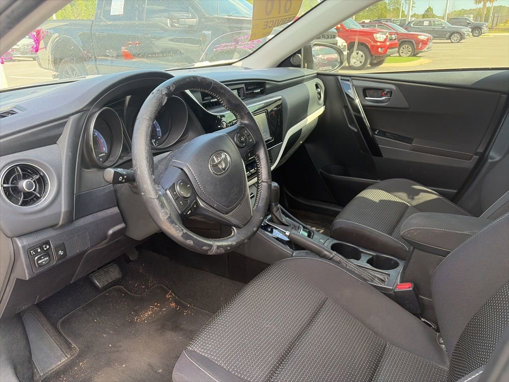 Used 2017 Toyota Corolla iM image 6
