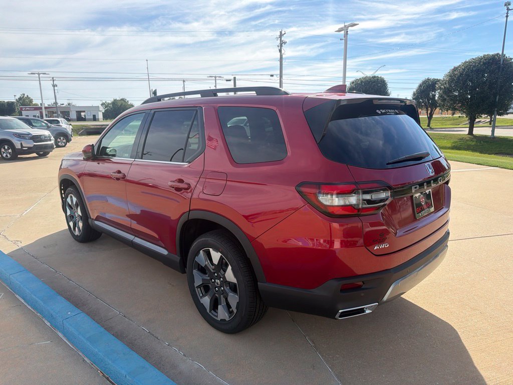 New 2026 Honda Pilot Touring image 6