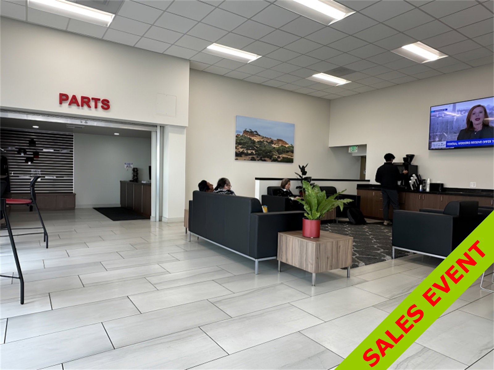 Used 2021 Toyota Highlander LE image 34