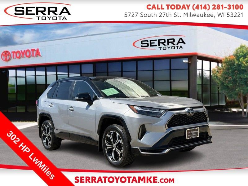 Used 2025 Toyota RAV4 XSE w/ Weather Package AWD/4WD image 1