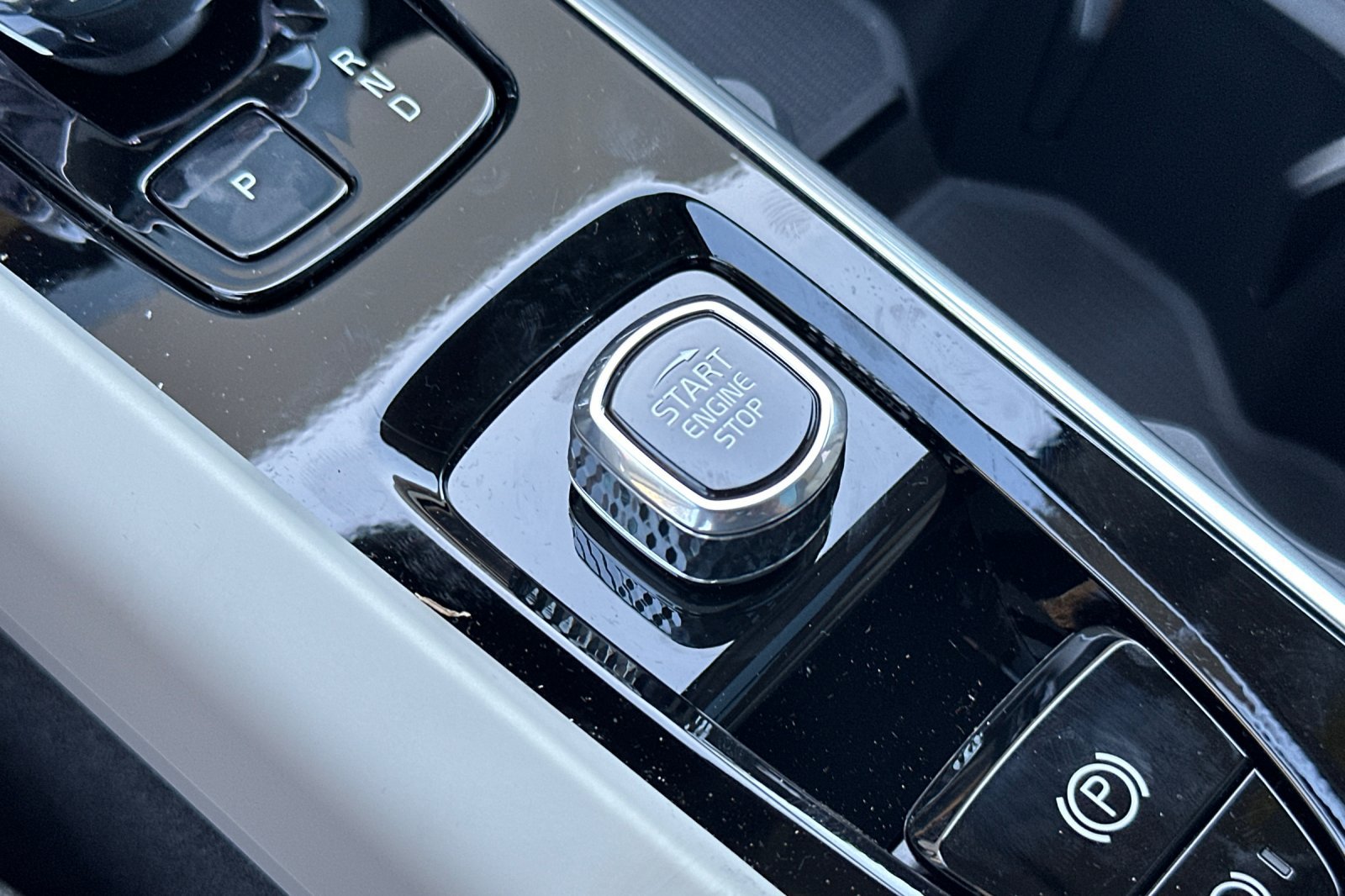 New 2026 Volvo XC60 T8 Ultra AWD/4WD image 19