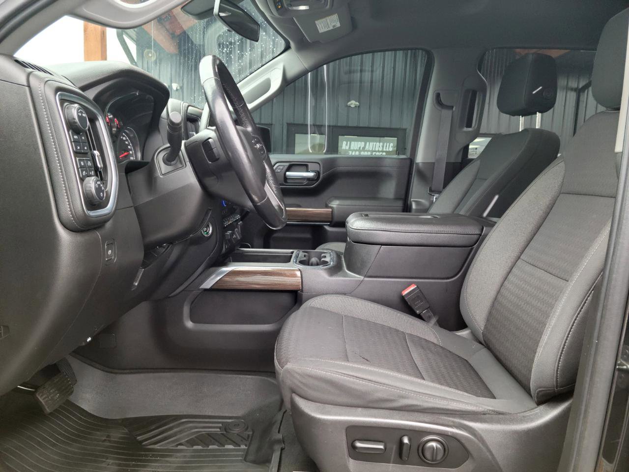 Used 2021 Chevrolet Silverado 1500 LT Trail Boss image 12