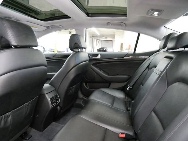 Used 2014 Kia Cadenza Premium w/ Technology Package image 9