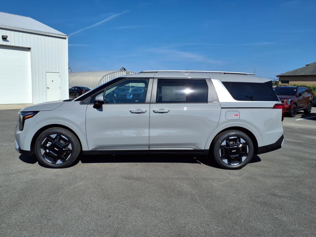 New 2026 Kia Carnival EX image 3