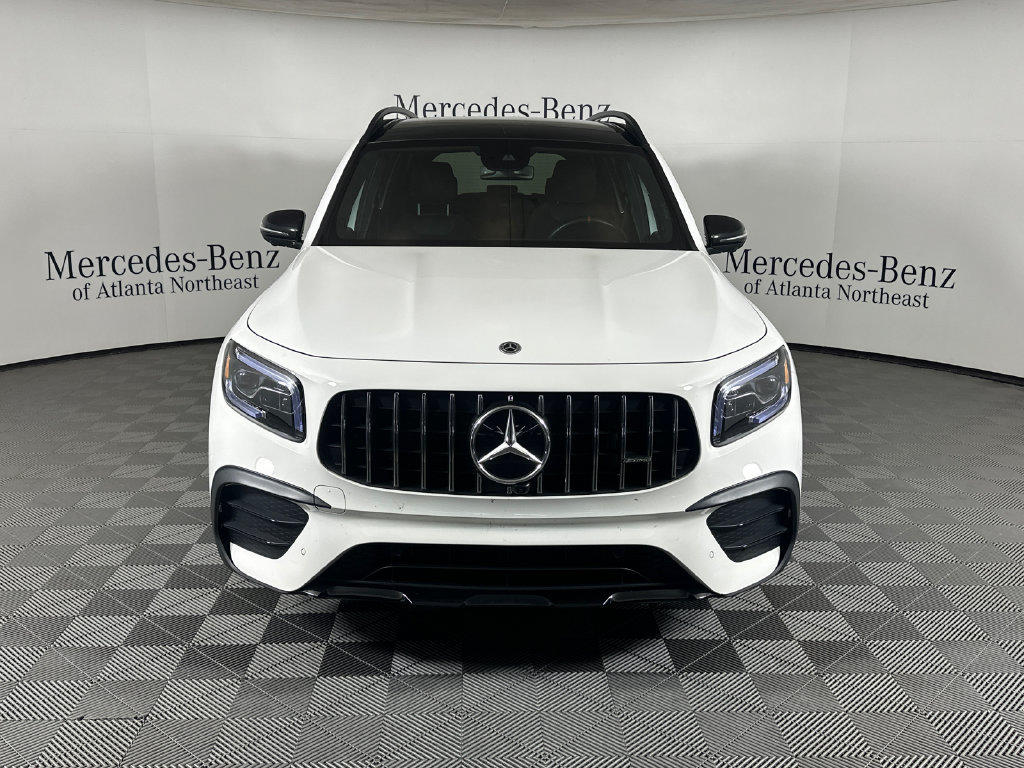 Used 2022 Mercedes-Benz GLB 35 AMG 4MATIC image 2
