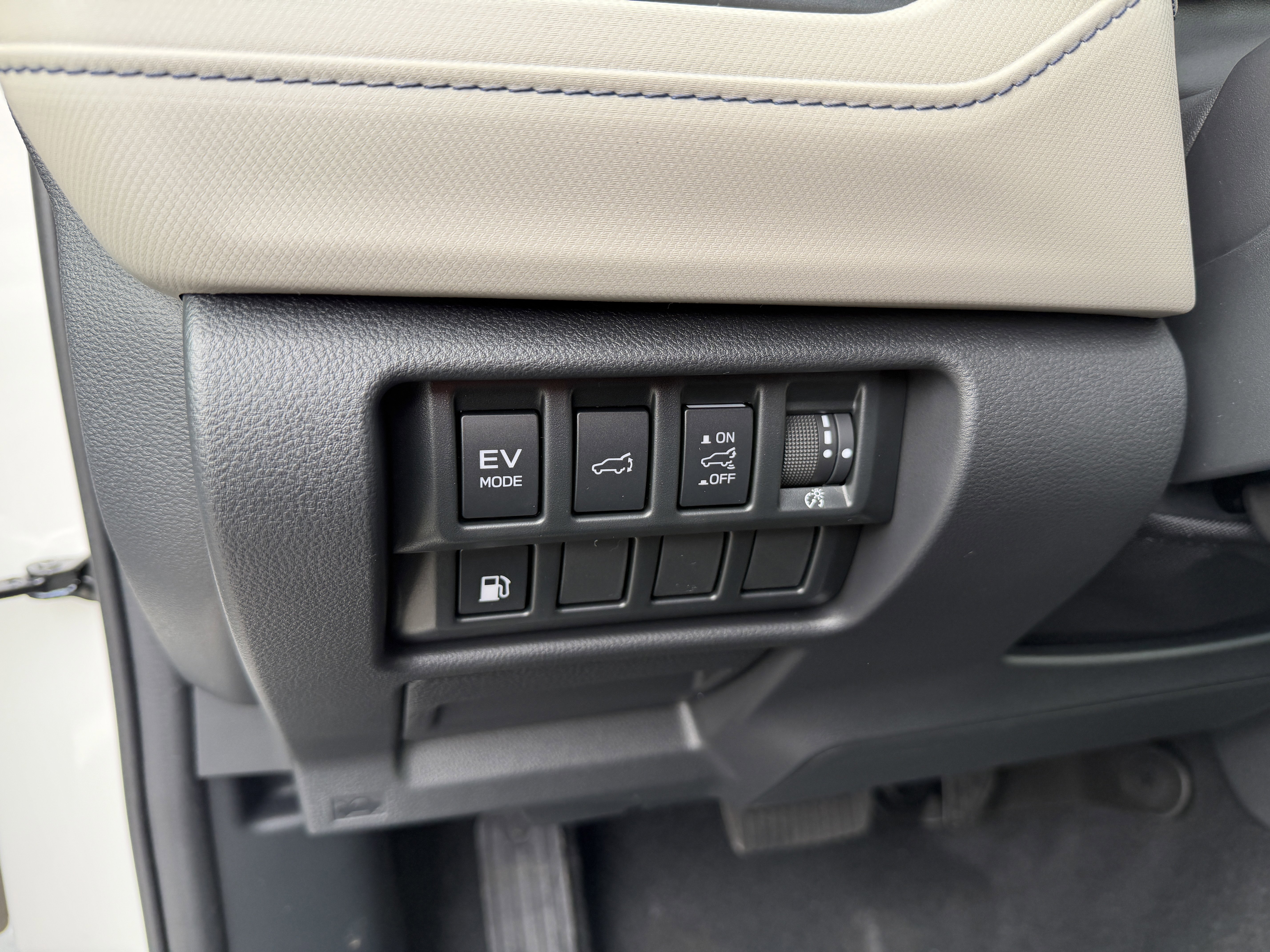 New 2025 Subaru Forester Limited image 15