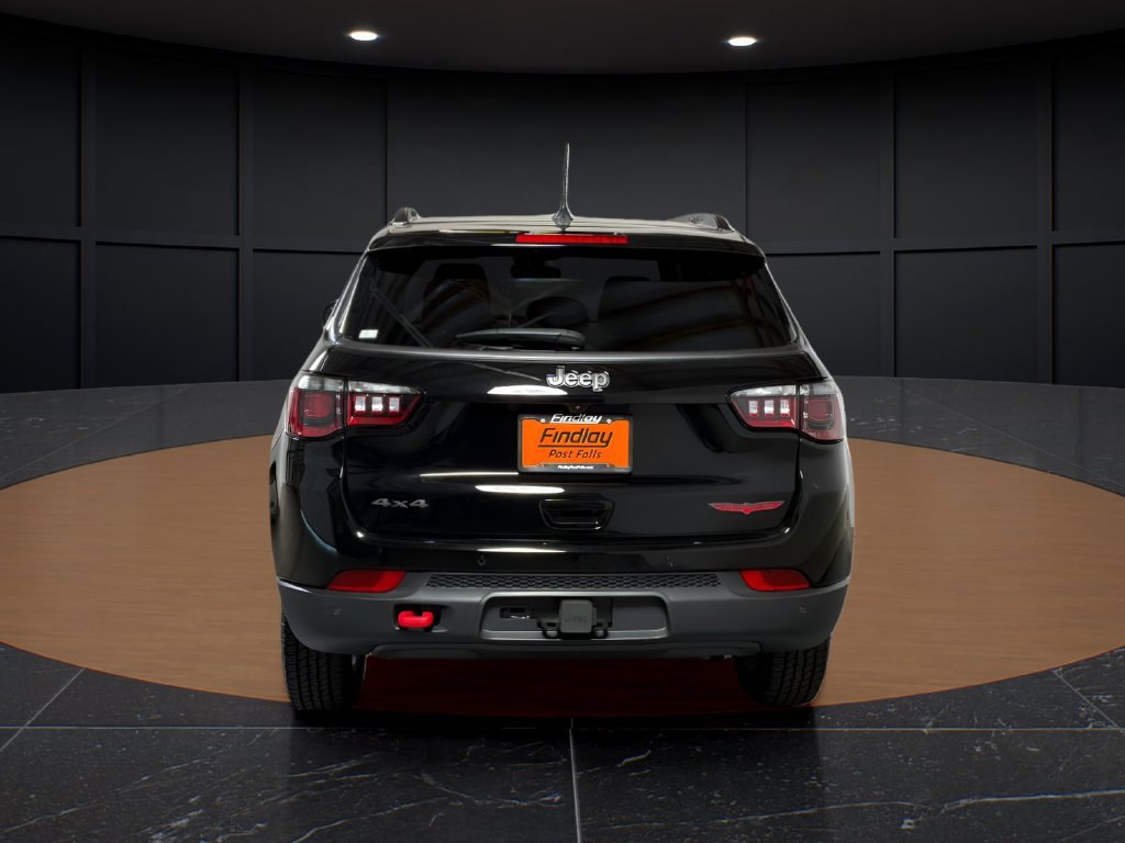 Certified 2022 Jeep Compass Trailhawk w/ Sun and Sound Group AWD/4WD image 4