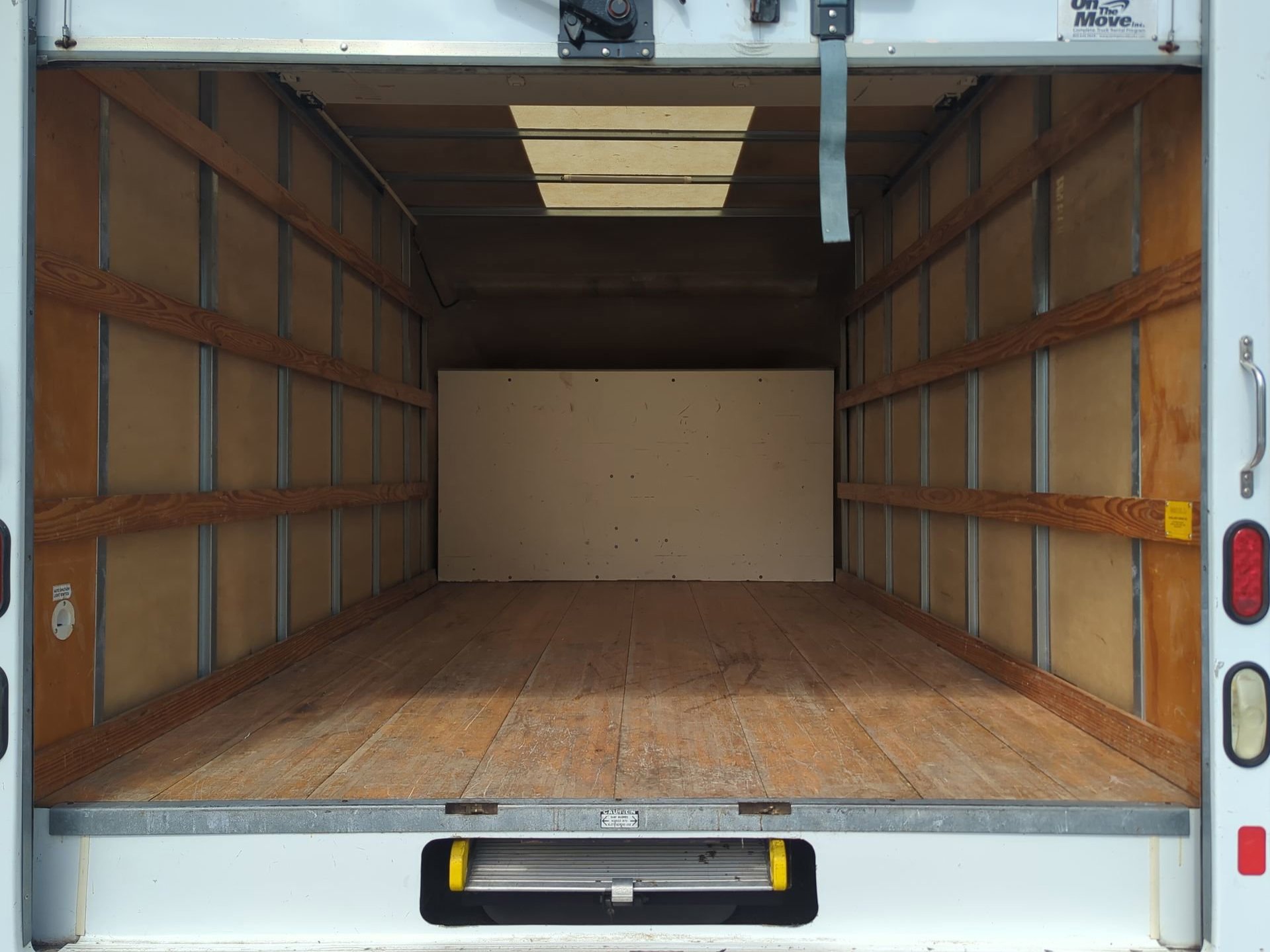 Used 2019 Ford E-350 and Econoline 350 Super Duty RWD image 46