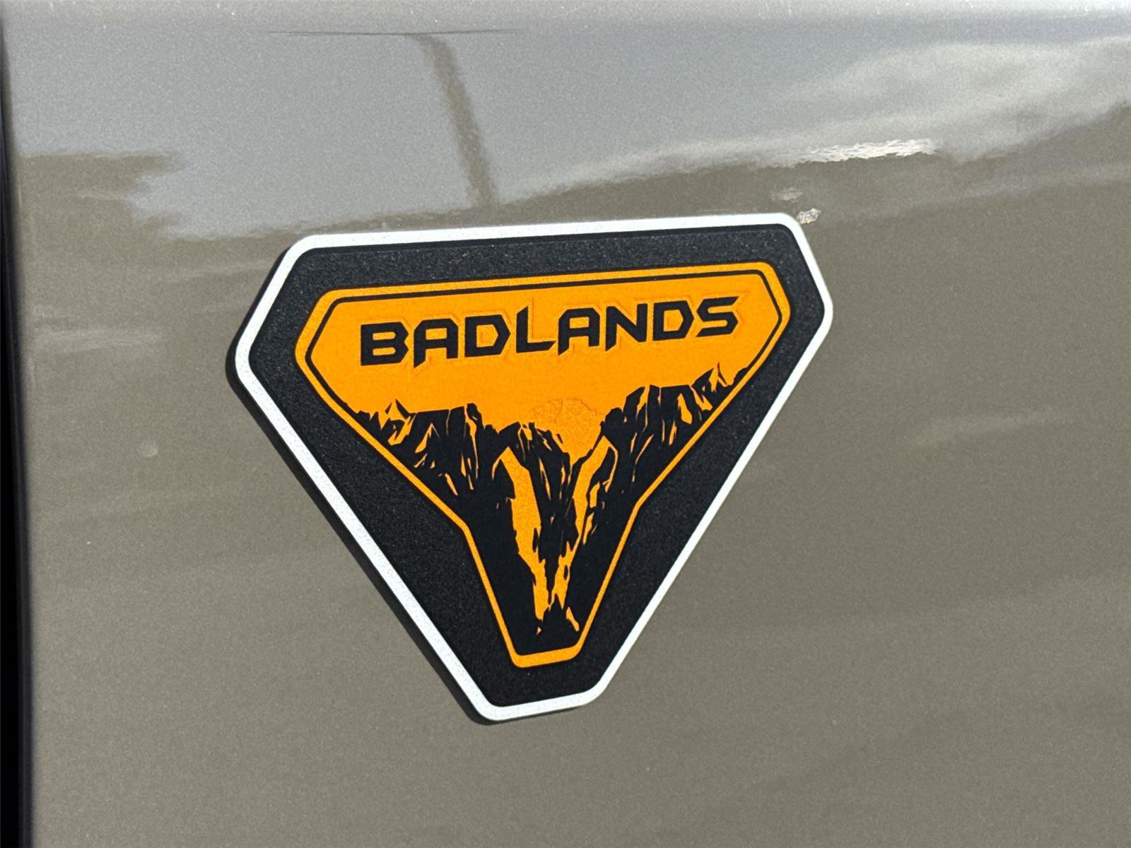 Used 2025 Ford Bronco Badlands AWD/4WD image 8