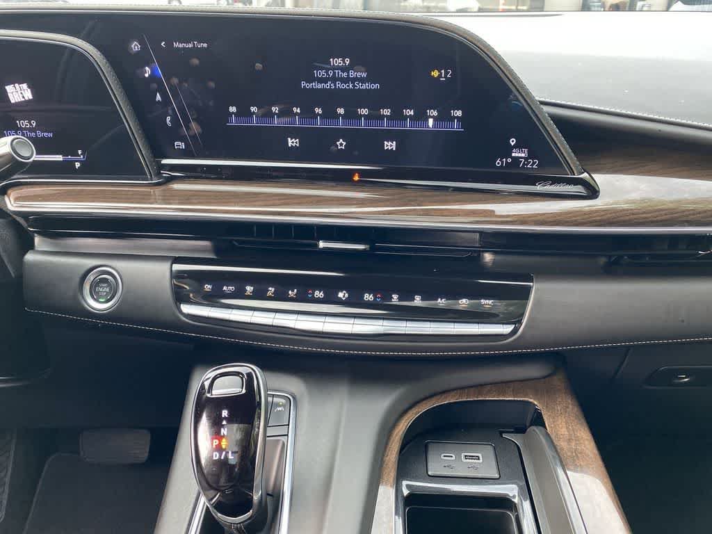 Certified 2024 Cadillac Escalade ESV Sport Platinum w/ LPO, ONYX Package AWD/4WD image 25