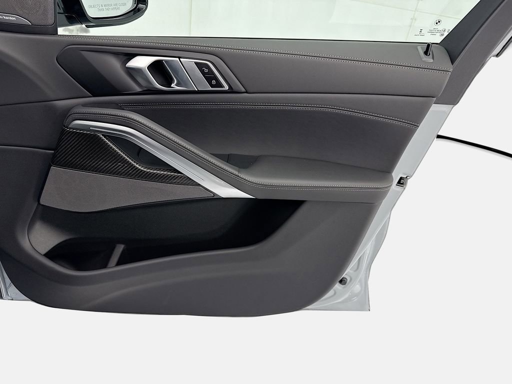 New 2027 BMW X6 M60i AWD/4WD image 24