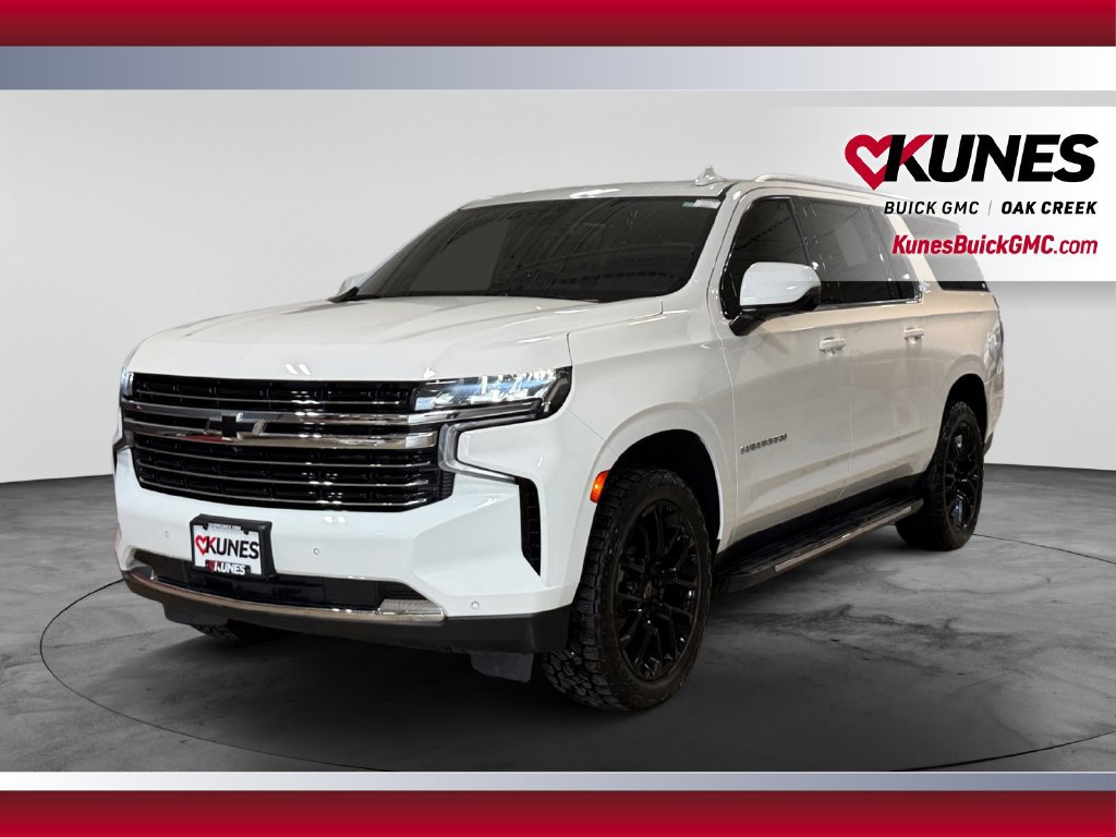 Used 2022 Chevrolet Suburban LT w/ Luxury Package AWD/4WD image 5