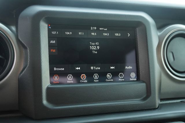 Used 2023 Jeep Gladiator Sport image 20