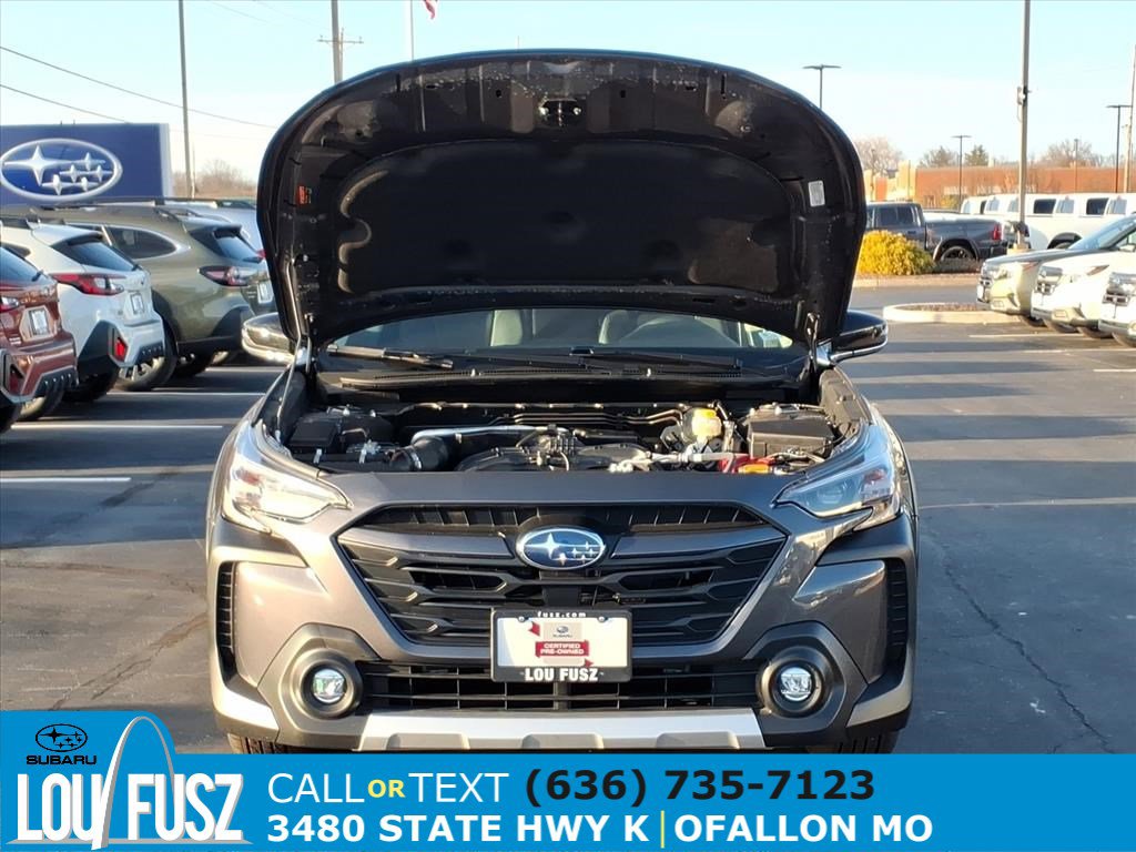 Used 2025 Subaru Outback Limited image 32