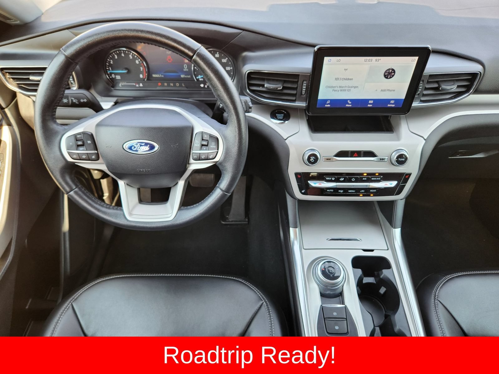 Used 2024 Ford Explorer XLT w/ Equipment Group 202A AWD/4WD image 37