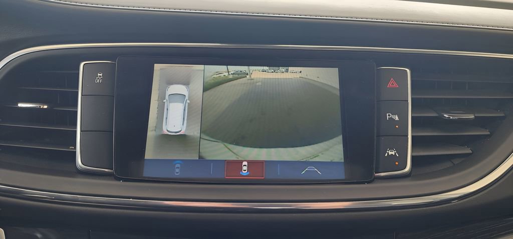 Used 2019 Buick Enclave Avenir image 38