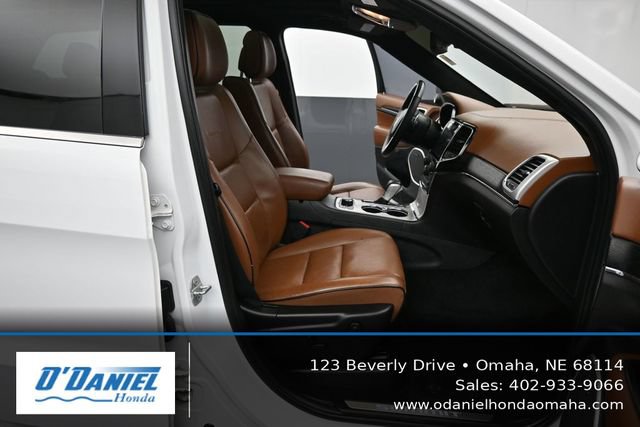 Used 2019 Jeep Grand Cherokee Summit AWD/4WD image 43
