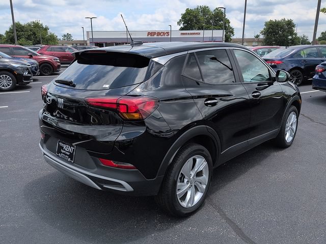 Used 2025 Buick Encore GX Preferred AWD/4WD image 7