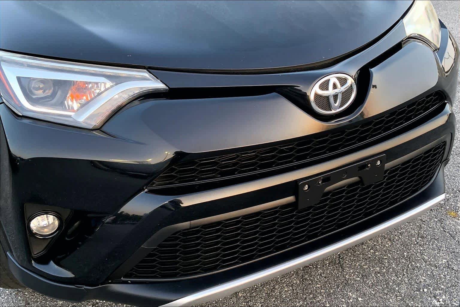 Used 2016 Toyota RAV4 SE AWD/4WD image 29