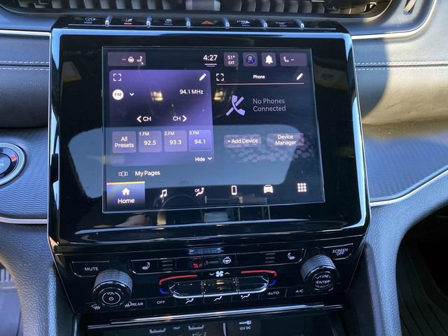 Used 2024 Jeep Grand Cherokee L Altitude image 11