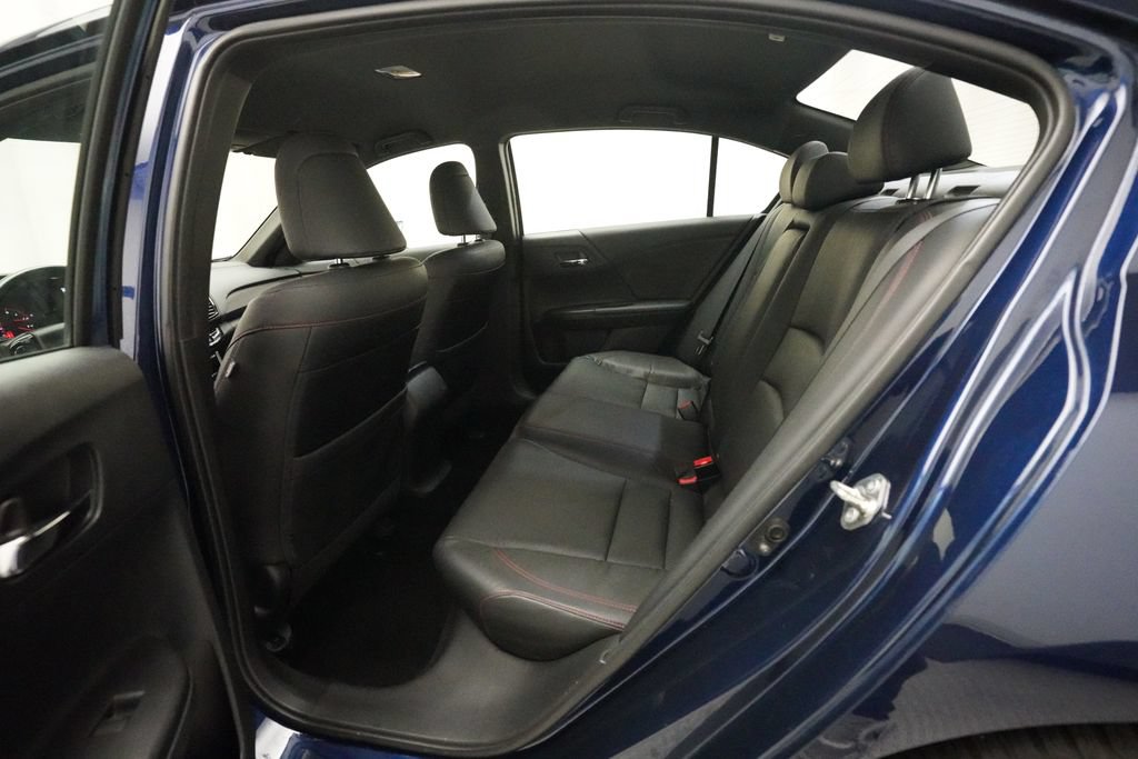 Used 2017 Honda Accord Sport Special Edition image 10