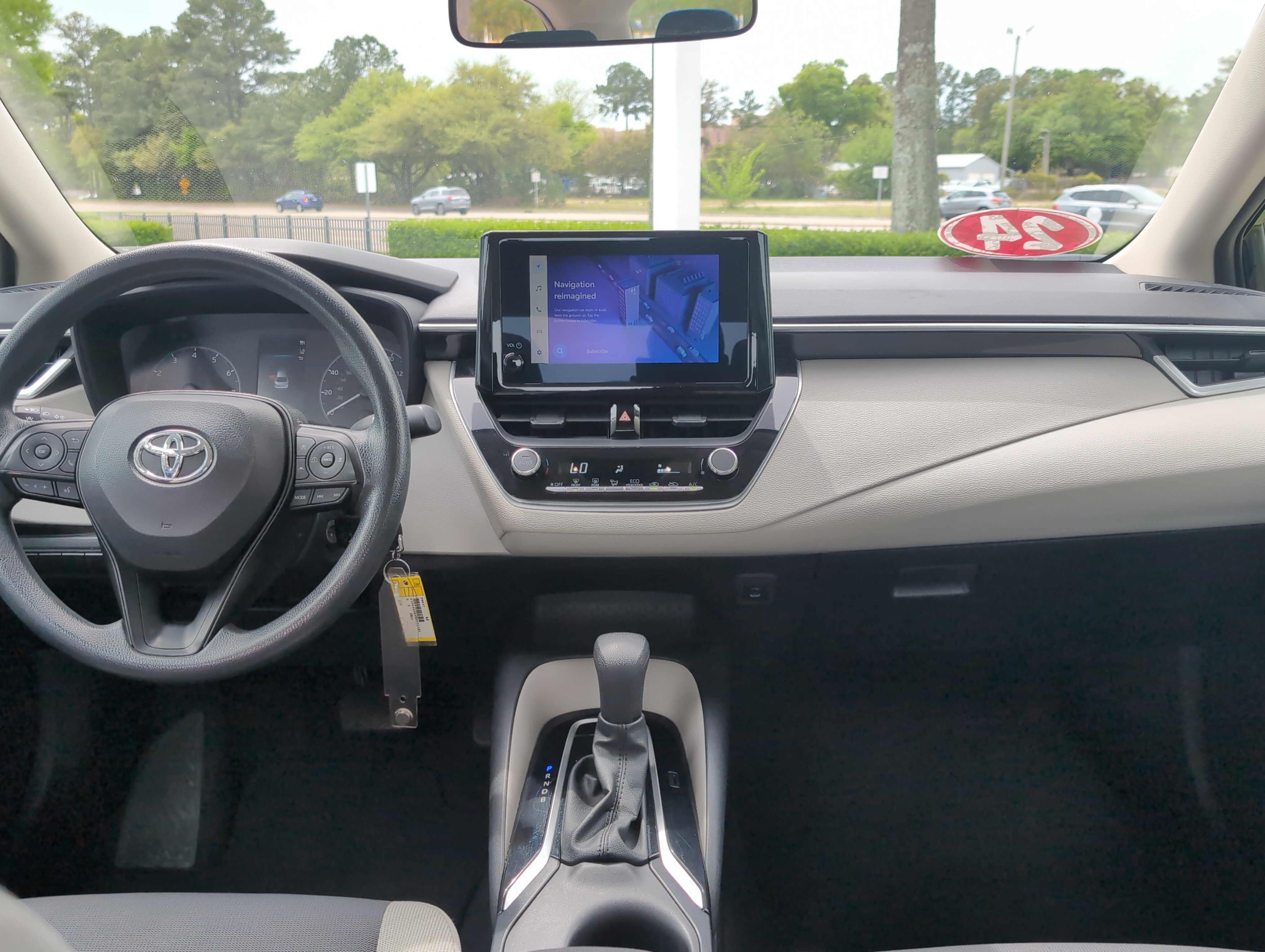 Certified 2024 Toyota Corolla LE FWD image 29