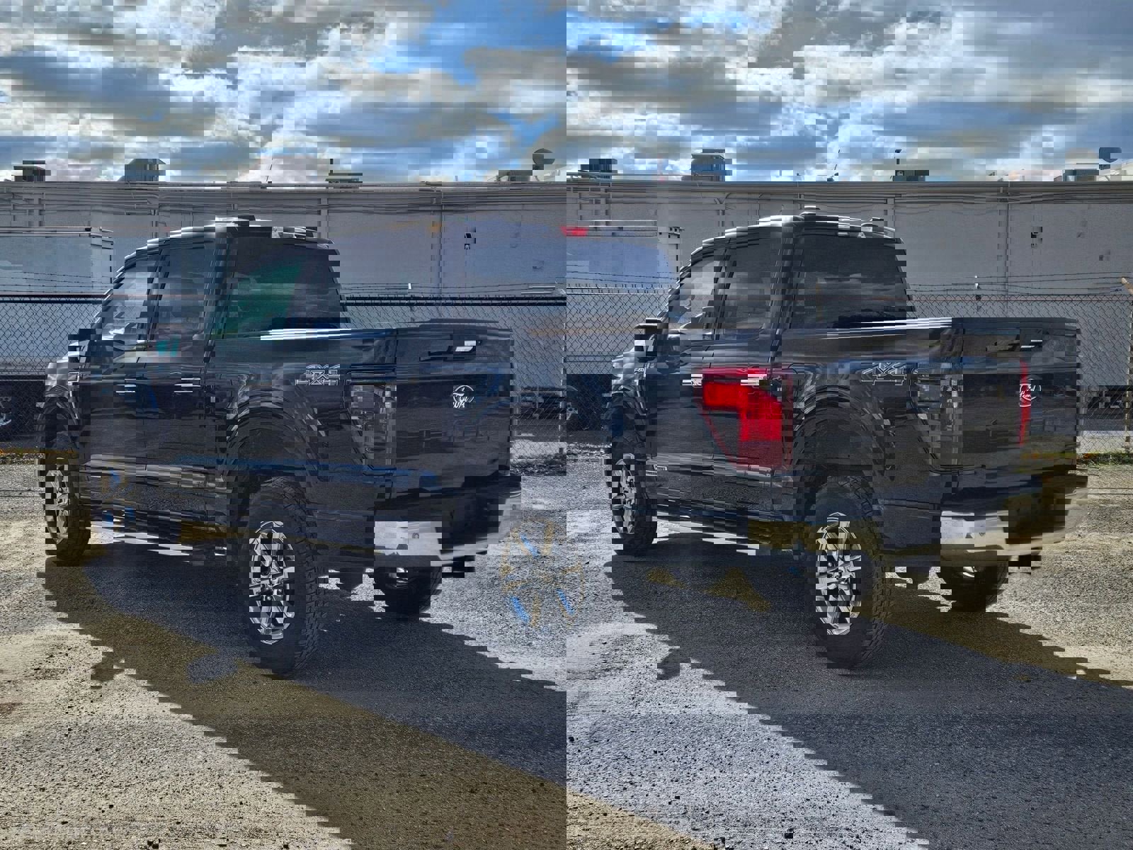 Used 2024 Ford F150 XLT w/ Mobile Office Package image 33