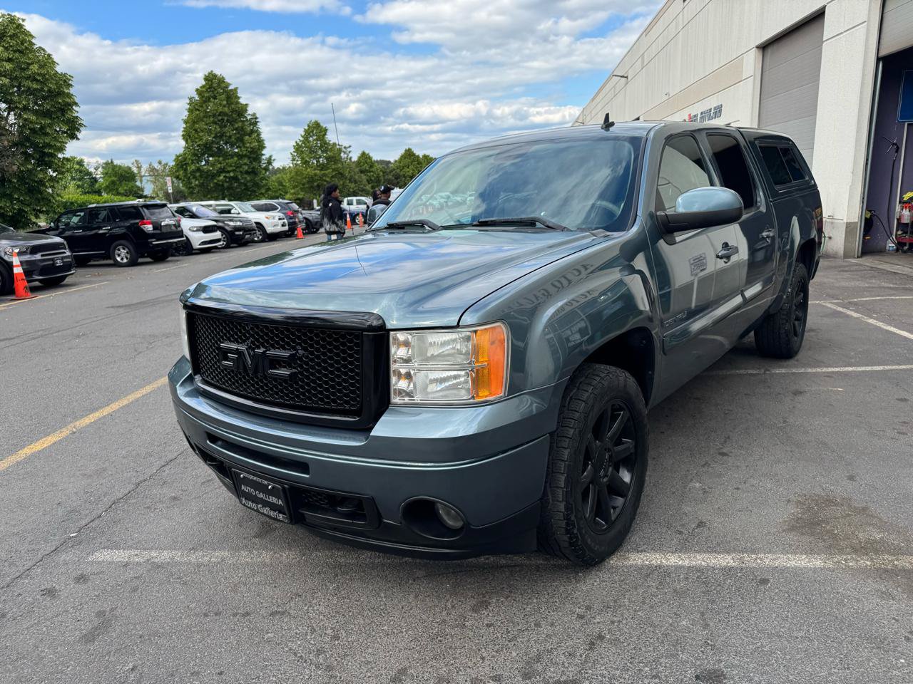 Used 2011 GMC Sierra 1500 Denali AWD/4WD image 9